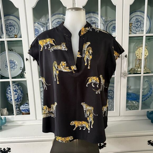 SHEIN Black Blouse Tiger Leopard Print Top Size Medium - Picture 1 of 9